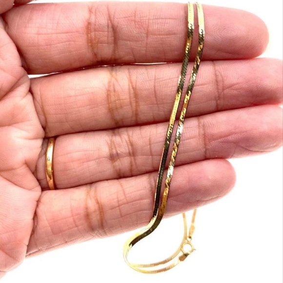 10k gold herringbone necklace 18\